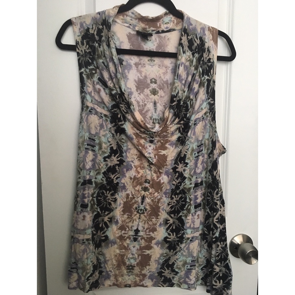 Mossimo Low Scoop Neck Swing Tank